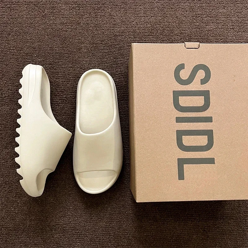 2025 ขายร้อนมะพร้าวรองเท้าแตะ  - Mens Fashion Summer 2025 บทวิจารณ์และราคา