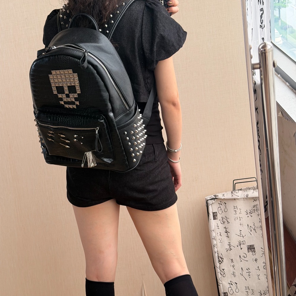 กระเป๋าเป้สะพายหลังลายหนังจระเ - Mens Fashion Zip Up บทวิจารณ์และราคา