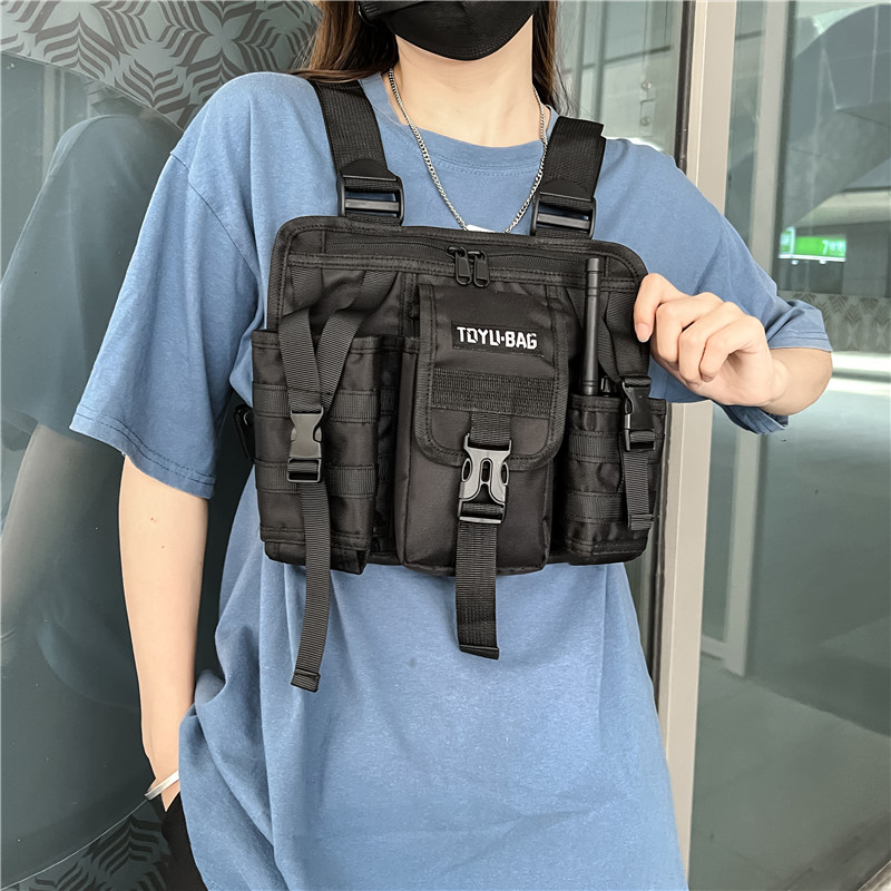 กระเป๋าคาดอกสไตล์ฮิปฮอปสตรีทแว - Tactical Vest Men บทวิจารณ์และราคา
